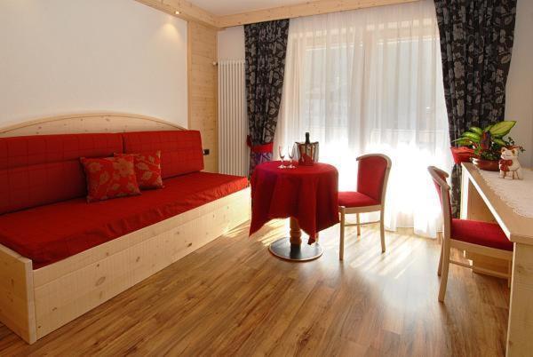 Hotel Flora Alpina Campitello di Fassa Quarto foto